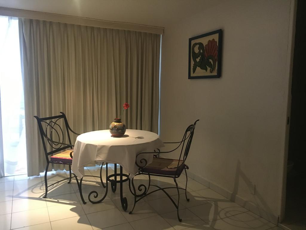 Casa De La Condesa Hotel Mexico City Bilik gambar